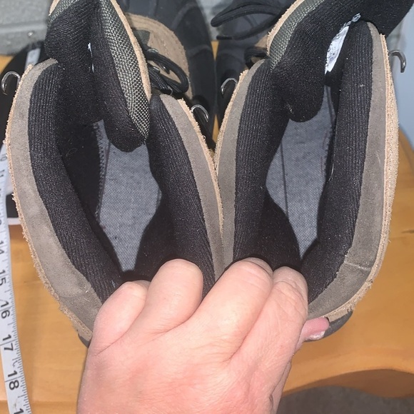 Sorel Cold Mountain Men's Thinsulate Winter Hiking Boots Size 10 EUC NM1207-251 - Picture 8 of 9